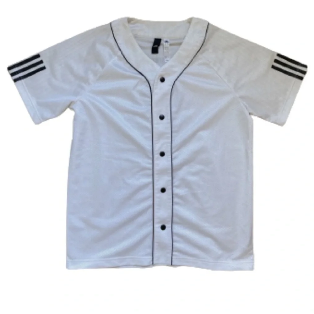 Adidas logo top - size medium (Japanese, Russian, Chinese wording)